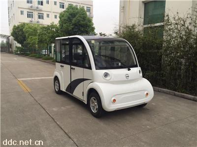  社区巡逻5座电动封闭带门巡逻车